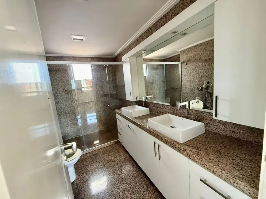 Foto 7 de Apartamento com 3 quartos à venda, 225m2 em Meireles, Fortaleza - CE
