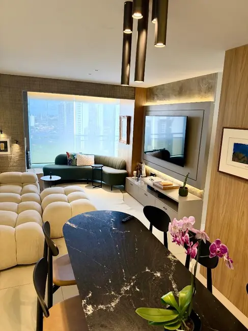 Foto 3 de Apartamento com 2 quartos à venda, 70m2 em Salinas, Fortaleza - CE