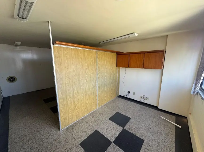 Sala Comercial à venda, 64m2 em Meireles, Fortaleza - CE - imagem 2 Foto 2 de Sala Comercial à venda, 64m2 em Meireles, Fortaleza - CE