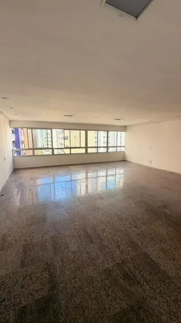 Apartamento com 3 quartos à venda, 195m2 em Meireles, Fortaleza - CE - imagem 4 Foto 4 de Apartamento com 3 quartos à venda, 195m2 em Meireles, Fortaleza - CE