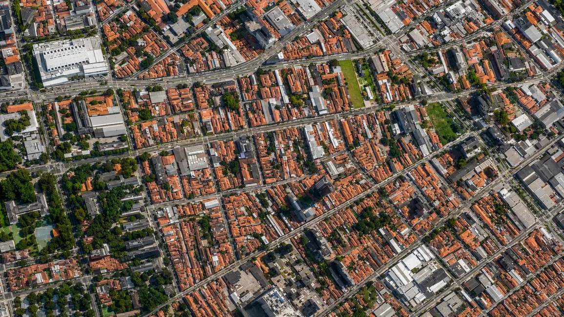 Terreno / Lote à venda, 2450m2 em Benfica, Fortaleza - CE - imagem 1 Foto 1 de Terreno / Lote à venda, 2450m2 em Benfica, Fortaleza - CE