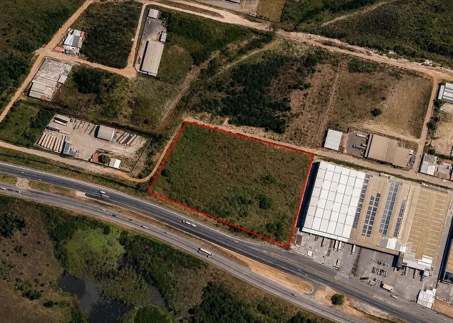 Foto 1 de Terreno / Lote à venda, 20000m2 em Pedras, Fortaleza - CE