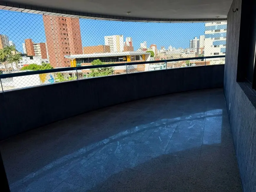 Foto 1 de Apartamento com 3 quartos à venda, 210m2 em Meireles, Fortaleza - CE