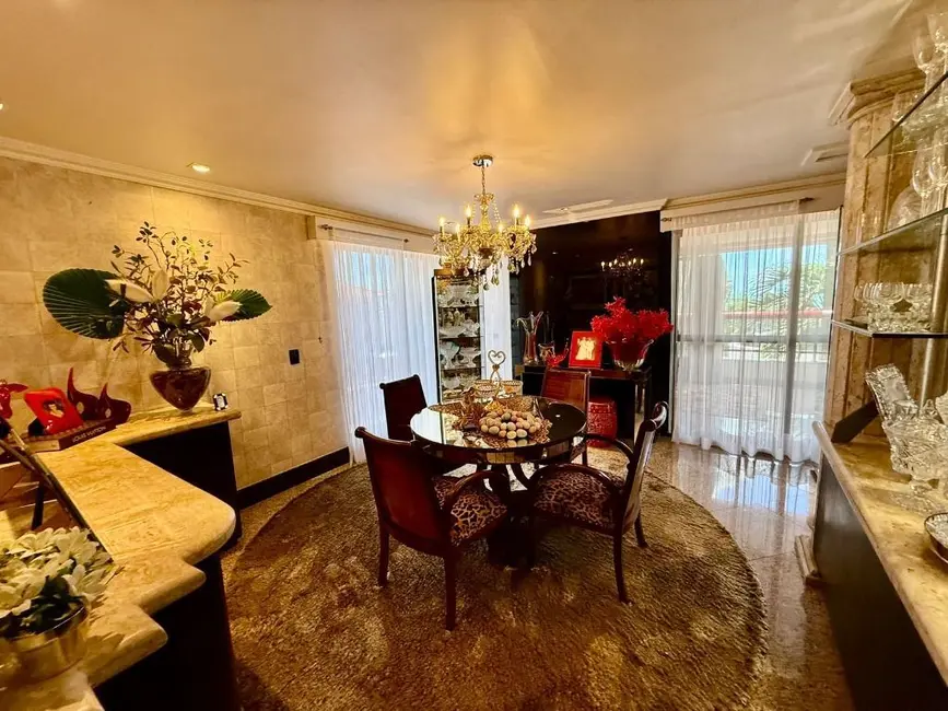 Foto 5 de Apartamento com 4 quartos à venda, 330m2 em Meireles, Fortaleza - CE