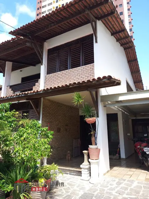 Foto 1 de Casa com 6 quartos à venda, 376m2 em Manaíra, Joao Pessoa - PB
