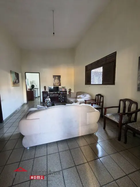 Casa com 4 quartos à venda, 308m2 em Torre, Joao Pessoa - PB - imagem 5 Foto 5 de Casa com 4 quartos à venda, 308m2 em Torre, Joao Pessoa - PB