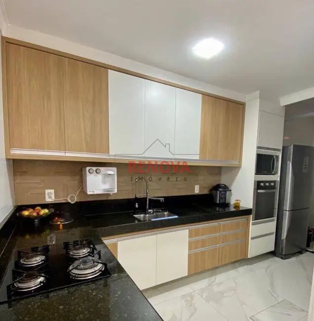 Sobrado com 4 quartos à venda, 300m2 em Santa Paula I, Vila Velha - ES - imagem 6 Foto 6 de Sobrado com 4 quartos à venda, 300m2 em Santa Paula I, Vila Velha - ES