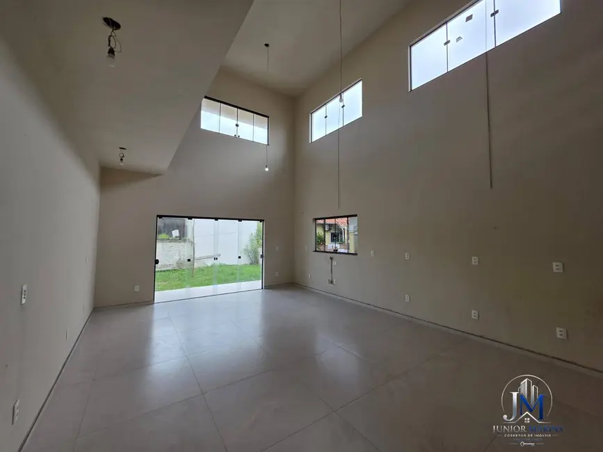 Foto 1 de Casa com 3 quartos à venda, 455m2 em Balneario Barra Do Sul - SC