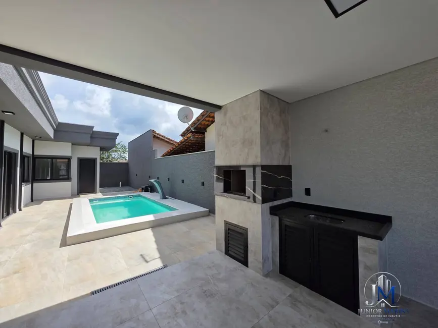 Foto 2 de Casa com 3 quartos à venda, 258m2 em Balneario Barra Do Sul - SC