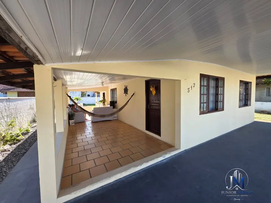 Foto 3 de Casa com 3 quartos à venda, 562m2 em Centro, Balneario Barra Do Sul - SC