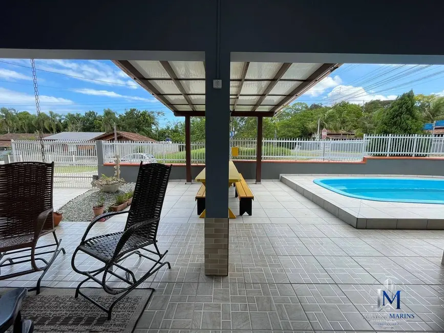 Foto 3 de Casa com 4 quartos à venda, 341m2 em Balneario Barra Do Sul - SC