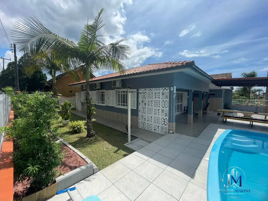 Foto 2 de Casa com 4 quartos à venda, 341m2 em Balneario Barra Do Sul - SC