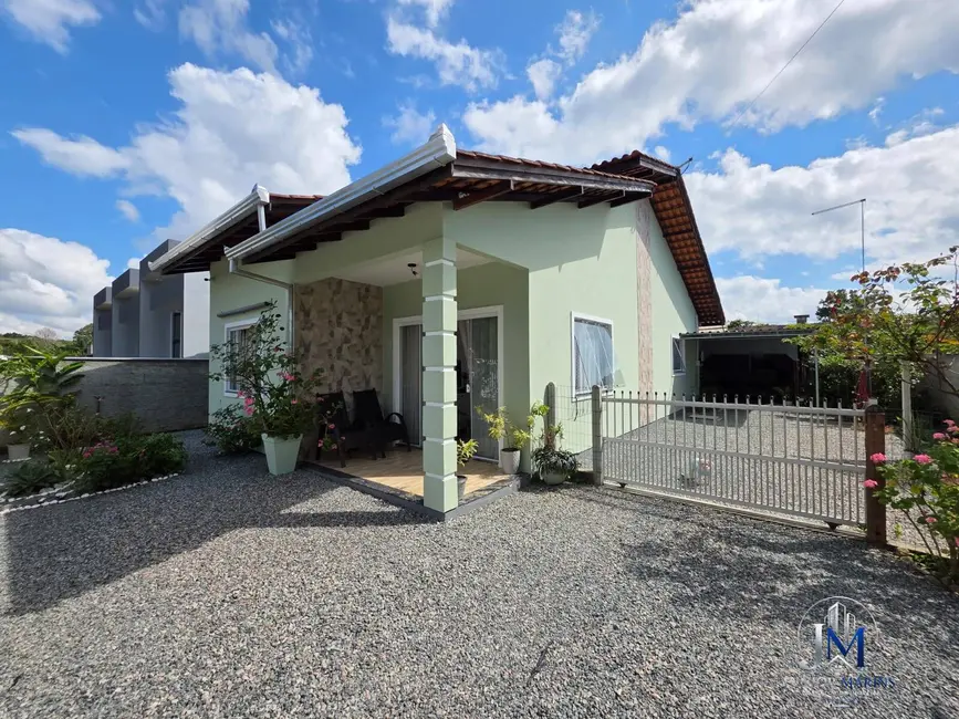 Foto 1 de Casa com 3 quartos à venda, 405m2 em Balneario Barra Do Sul - SC