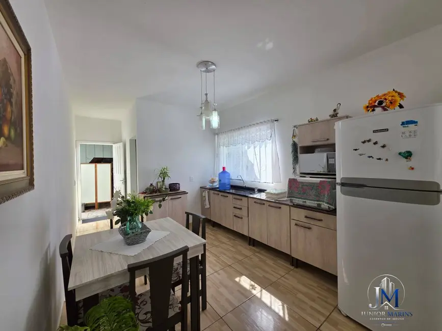 Foto 8 de Casa com 3 quartos à venda, 405m2 em Balneario Barra Do Sul - SC
