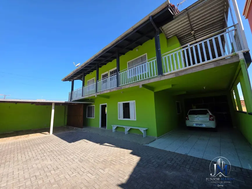 Foto 1 de Casa com 9 quartos à venda, 300m2 em Sao Francisco Do Sul - SC