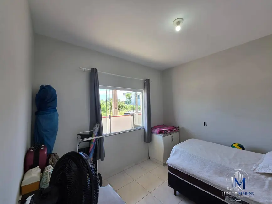 Casa com 5 quartos à venda, 300m2 em Sao Francisco Do Sul - SC - imagem 7 Foto 7 de Casa com 5 quartos à venda, 300m2 em Sao Francisco Do Sul - SC