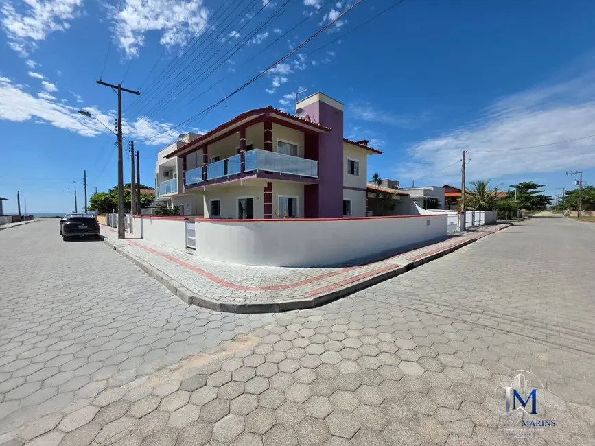 Casa com 5 quartos à venda, 300m2 em Sao Francisco Do Sul - SC - imagem 1 Foto 1 de Casa com 5 quartos à venda, 300m2 em Sao Francisco Do Sul - SC