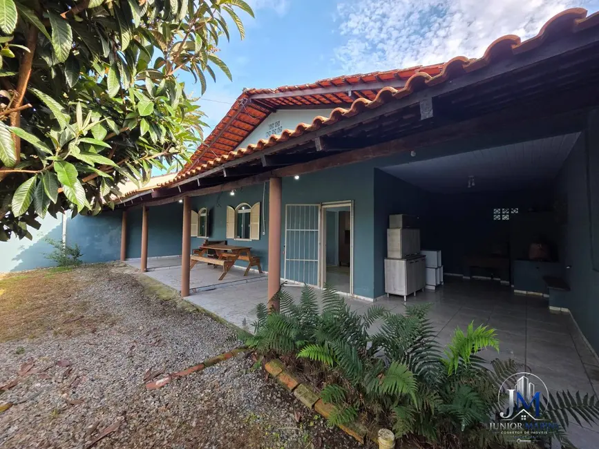 Foto 1 de Casa com 2 quartos à venda, 300m2 em Balneario Barra Do Sul - SC