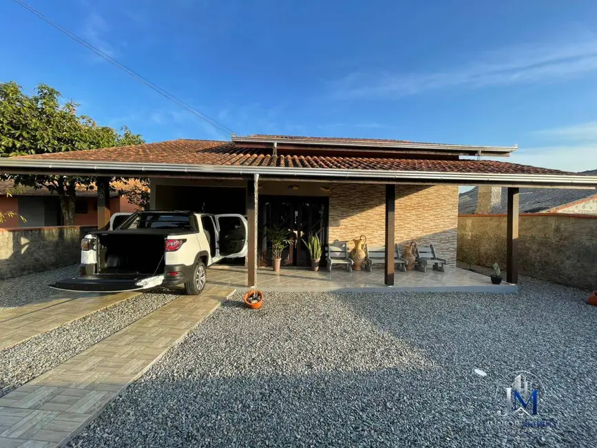 Foto 2 de Casa com 2 quartos à venda, 360m2 em Balneario Barra Do Sul - SC