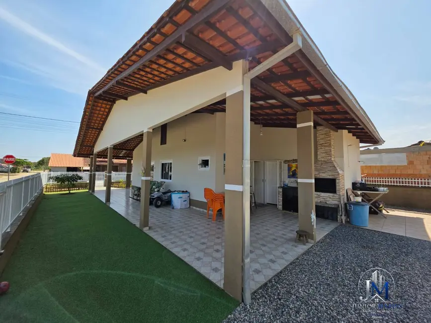 Foto 1 de Casa com 3 quartos à venda, 333m2 em Balneario Barra Do Sul - SC