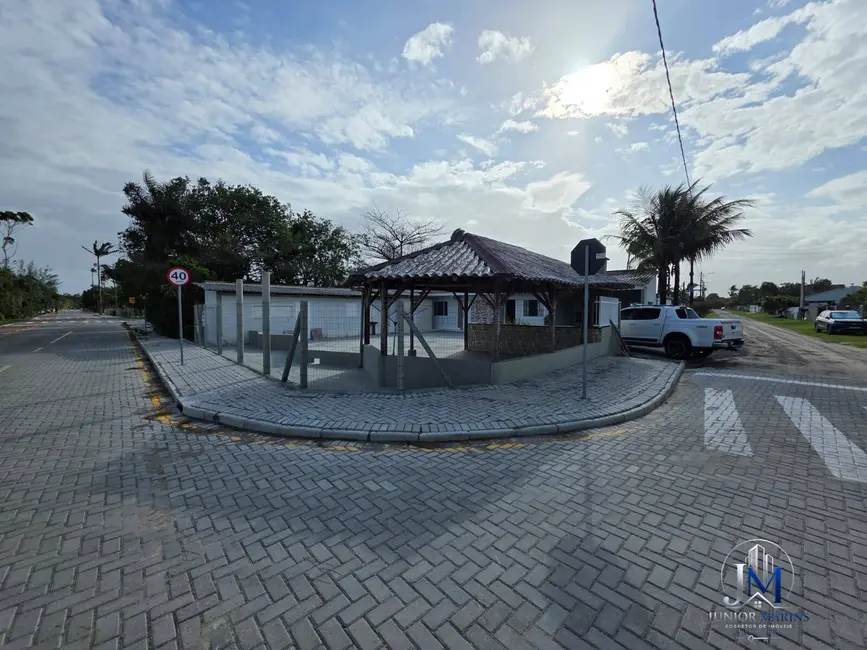 Foto 1 de Casa com 4 quartos à venda, 585m2 em Balneario Barra Do Sul - SC