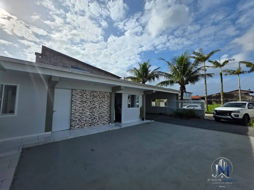 Foto 4 de Casa com 4 quartos à venda, 585m2 em Balneario Barra Do Sul - SC