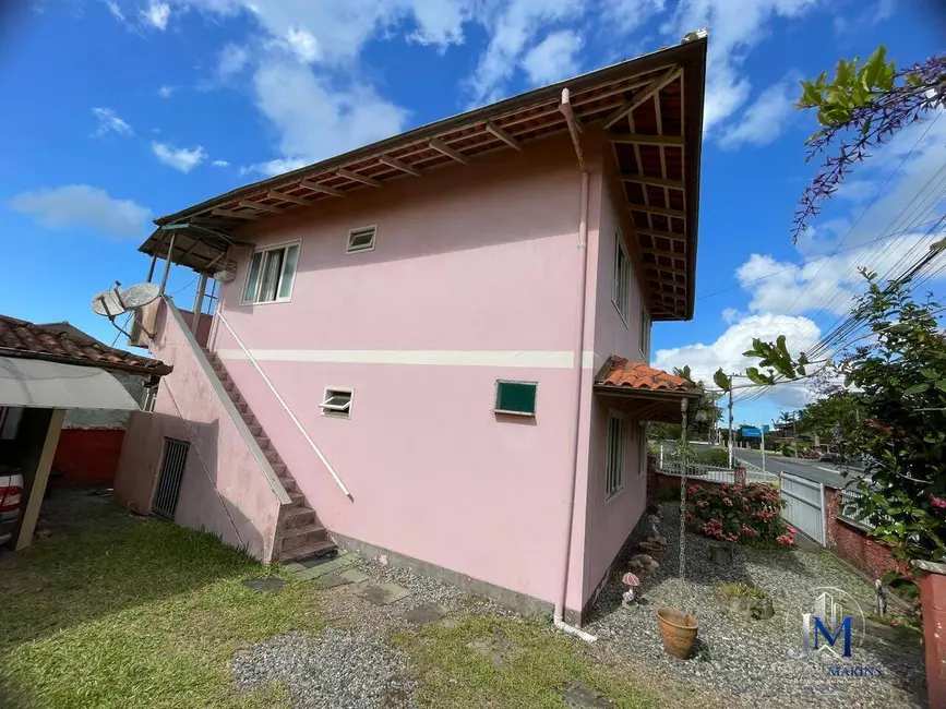 Foto 3 de Casa com 4 quartos à venda, 345m2 em Balneario Barra Do Sul - SC