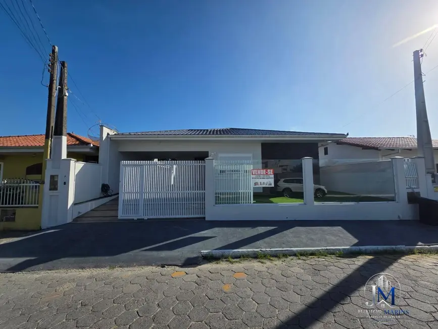 Foto 1 de Casa com 3 quartos à venda, 243m2 em Centro, Balneario Barra Do Sul - SC