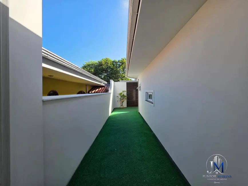 Foto 7 de Casa com 3 quartos à venda, 243m2 em Centro, Balneario Barra Do Sul - SC