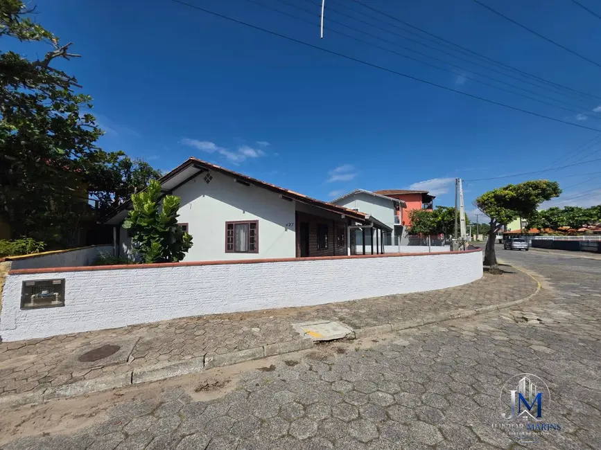 Foto 2 de Casa com 4 quartos à venda, 297m2 em Centro, Balneario Barra Do Sul - SC