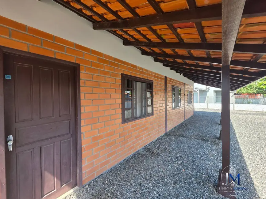 Foto 4 de Casa com 4 quartos à venda, 297m2 em Centro, Balneario Barra Do Sul - SC