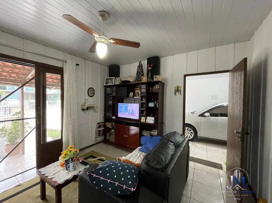 Foto 5 de Casa com 2 quartos à venda, 335m2 em Balneario Barra Do Sul - SC