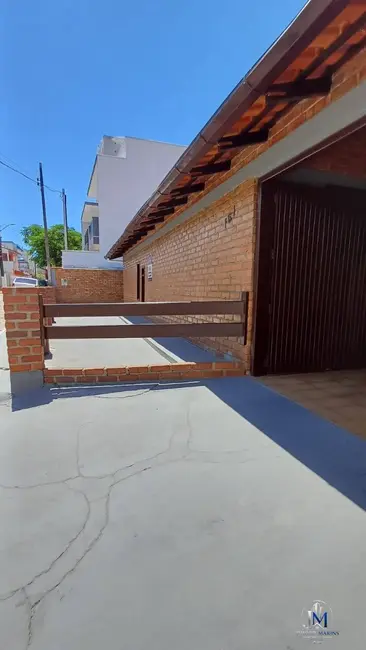 Casa com 4 quartos à venda, 263m2 em Centro, Balneario Picarras - SC - imagem 4 Foto 4 de Casa com 4 quartos à venda, 263m2 em Centro, Balneario Picarras - SC