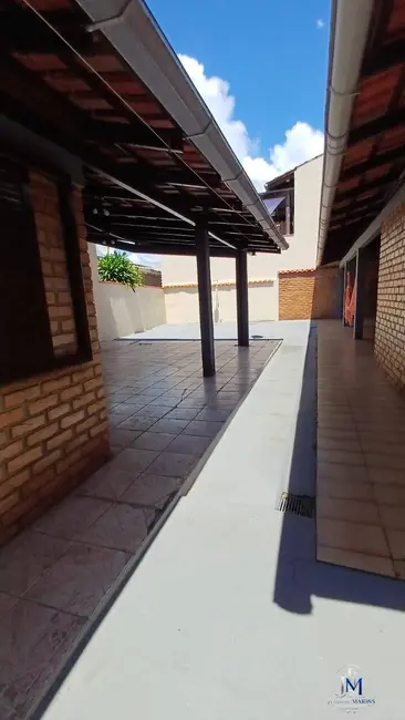 Casa com 4 quartos à venda, 263m2 em Centro, Balneario Picarras - SC - imagem 9 Foto 9 de Casa com 4 quartos à venda, 263m2 em Centro, Balneario Picarras - SC