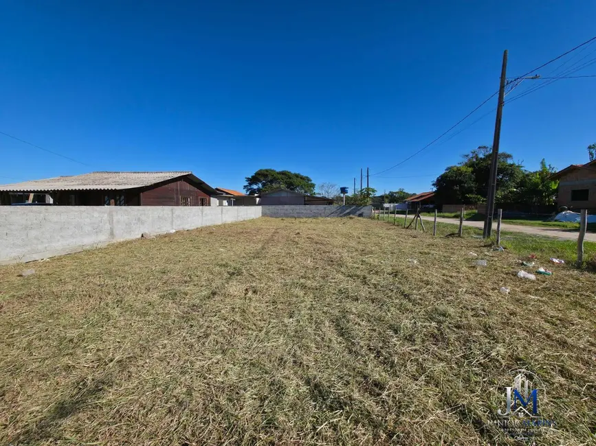 Foto 1 de Terreno / Lote à venda, 442m2 em Balneario Barra Do Sul - SC