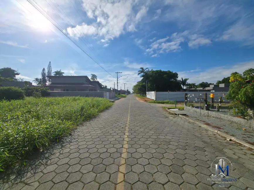 Foto 7 de Terreno / Lote à venda, 315m2 em Balneario Barra Do Sul - SC