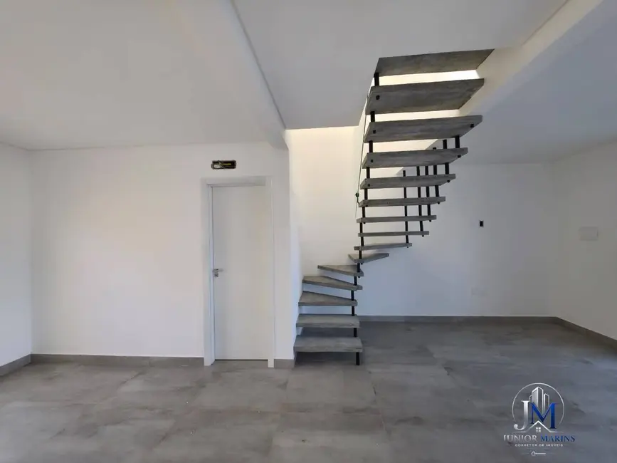 Foto 9 de Casa com 3 quartos à venda, 77m2 em Balneario Barra Do Sul - SC