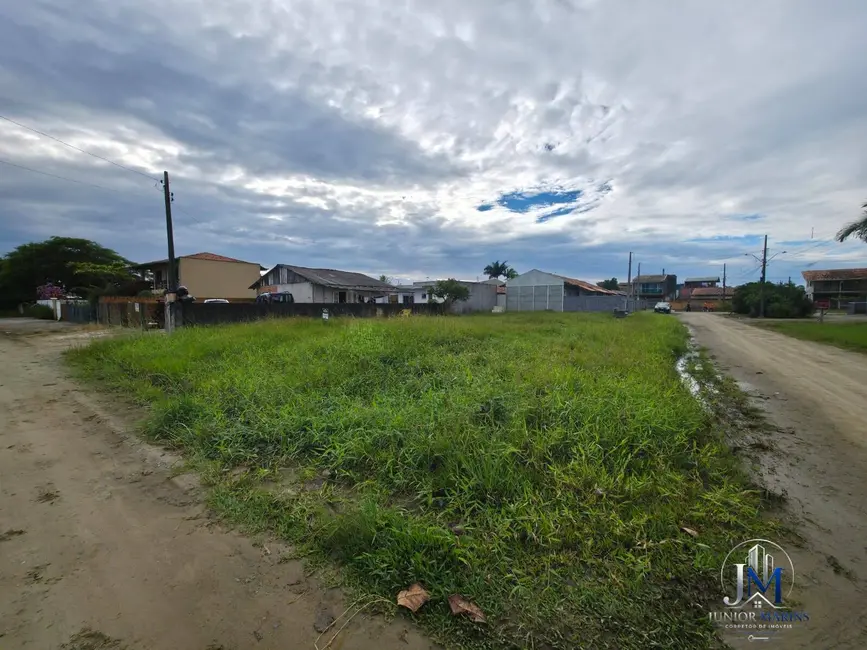 Foto 2 de Terreno / Lote à venda, 360m2 em Centro, Balneario Barra Do Sul - SC
