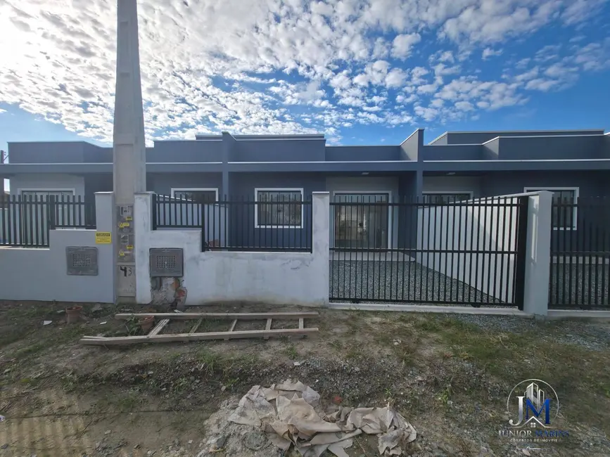 Foto 2 de Casa à venda, 81m2 em Centro, Balneario Barra Do Sul - SC