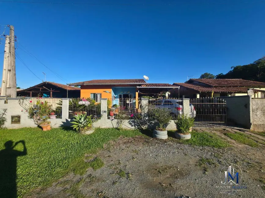 Foto 1 de Casa com 2 quartos à venda, 300m2 em Balneario Barra Do Sul - SC