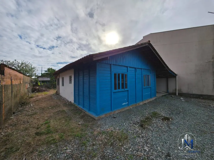 Foto 2 de Casa com 3 quartos à venda, 360m2 em Balneario Barra Do Sul - SC