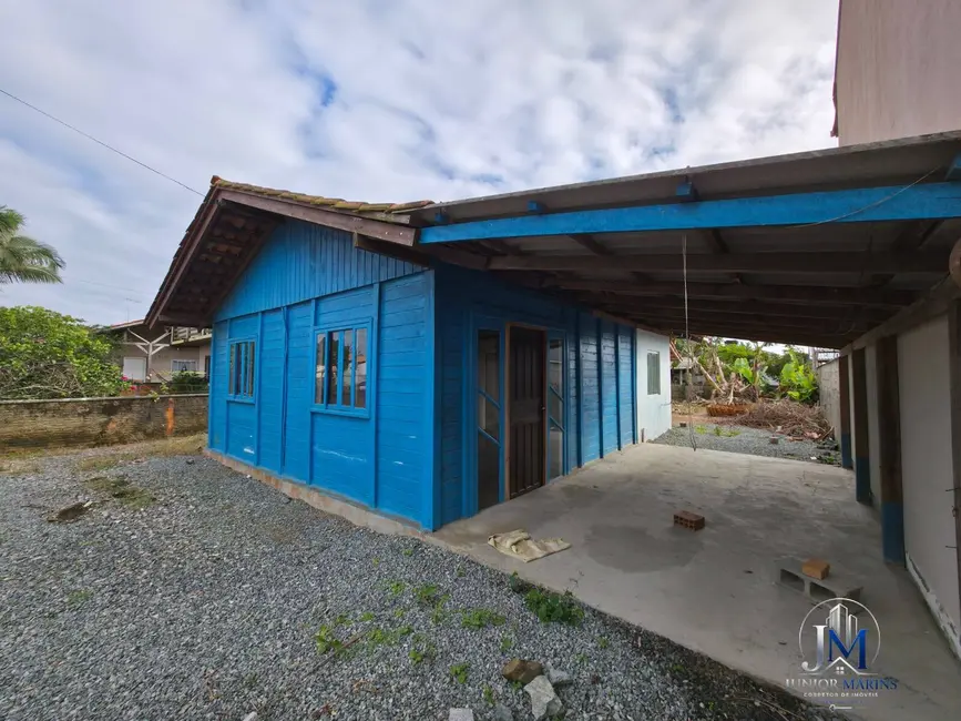 Foto 4 de Casa com 3 quartos à venda, 360m2 em Balneario Barra Do Sul - SC
