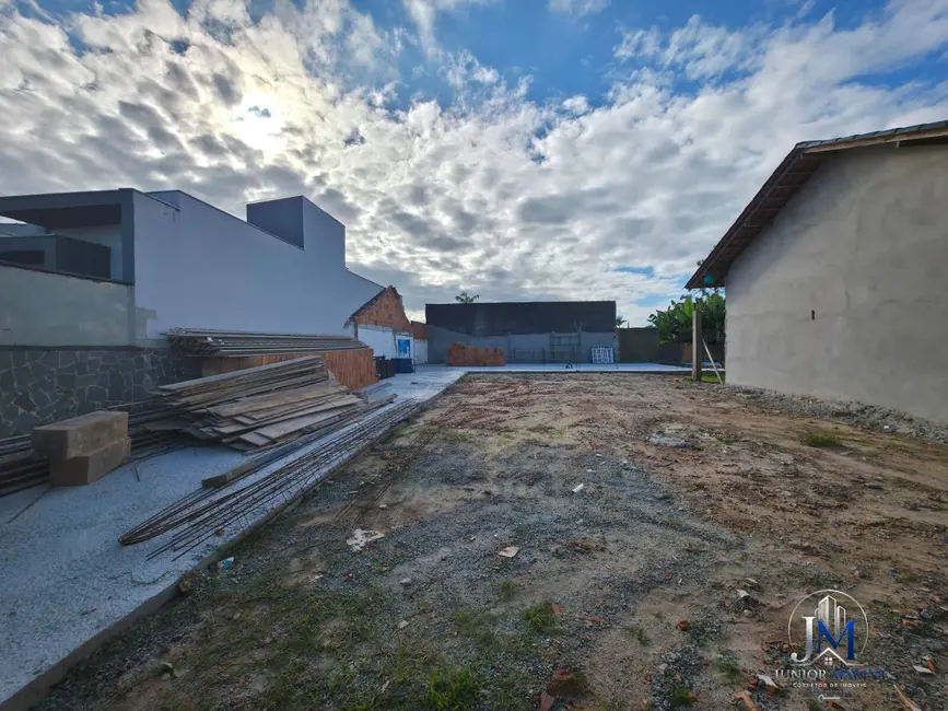 Foto 5 de Terreno / Lote à venda, 300m2 em Balneario Barra Do Sul - SC