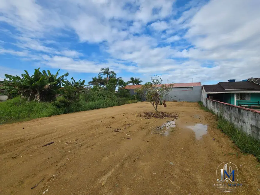 Foto 4 de Terreno / Lote à venda, 325m2 em Balneario Barra Do Sul - SC