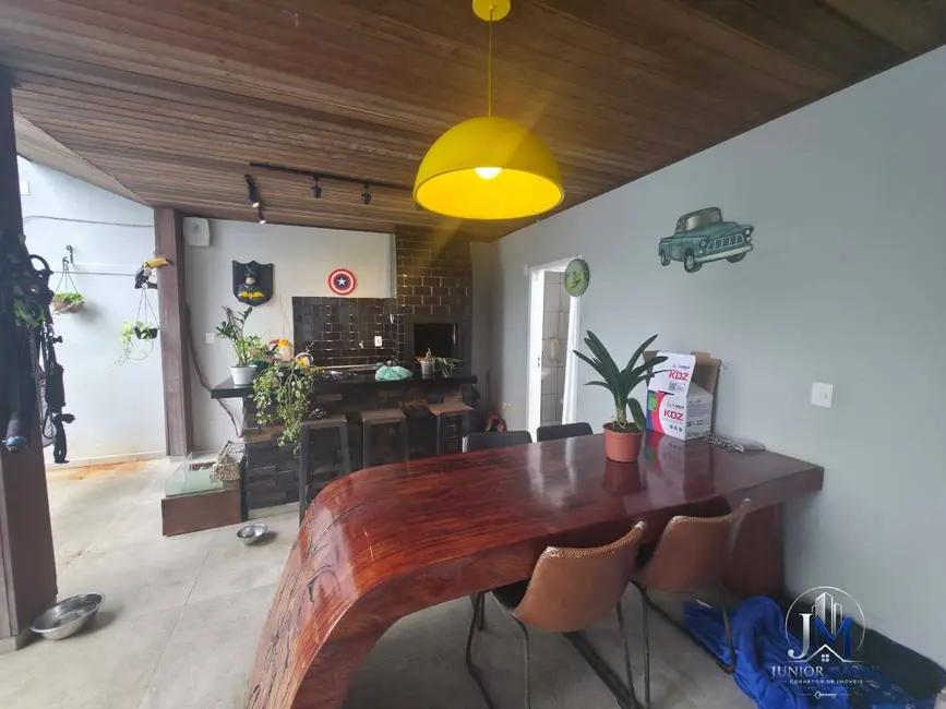 Foto 9 de Casa com 4 quartos à venda, 395m2 em Anita Garibaldi, Joinville - SC