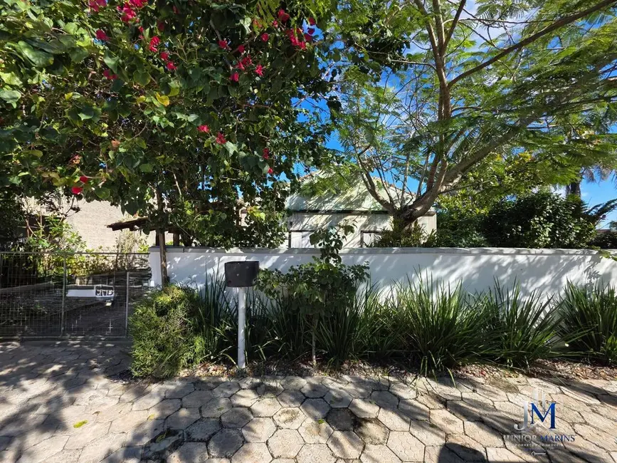 Foto 1 de Casa com 2 quartos à venda, 325m2 em Balneario Barra Do Sul - SC