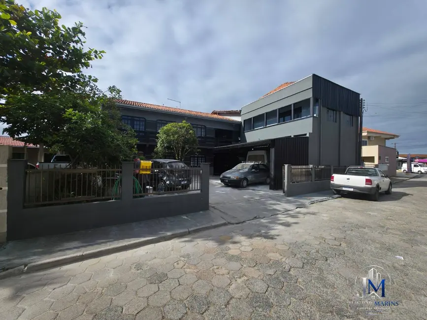 Foto 1 de Casa com 4 quartos à venda, 368m2 em Centro, Balneario Barra Do Sul - SC