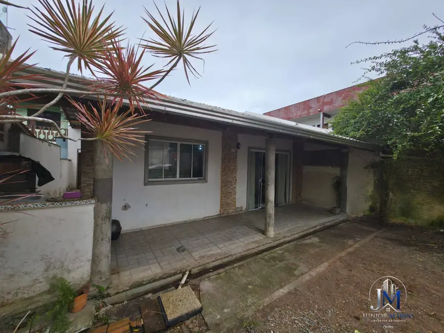 Foto 2 de Casa com 3 quartos à venda, 312m2 em Centro, Balneario Barra Do Sul - SC