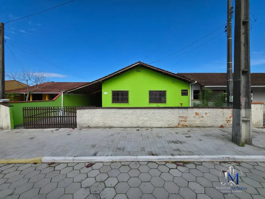 Foto 1 de Casa com 4 quartos à venda, 300m2 em Balneario Barra Do Sul - SC