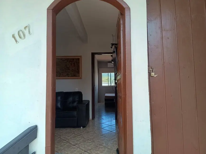 Foto 4 de Casa com 6 quartos à venda, 300m2 em Bombinhas - SC
